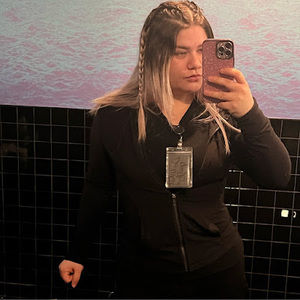 Meet your Posher, Angelitha